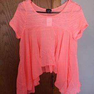 Light weight High-Low Top